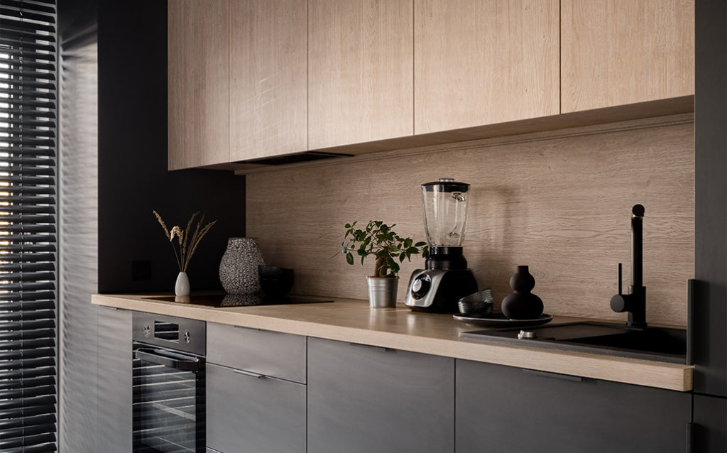 L’élégance intemporelle des cuisines sombres